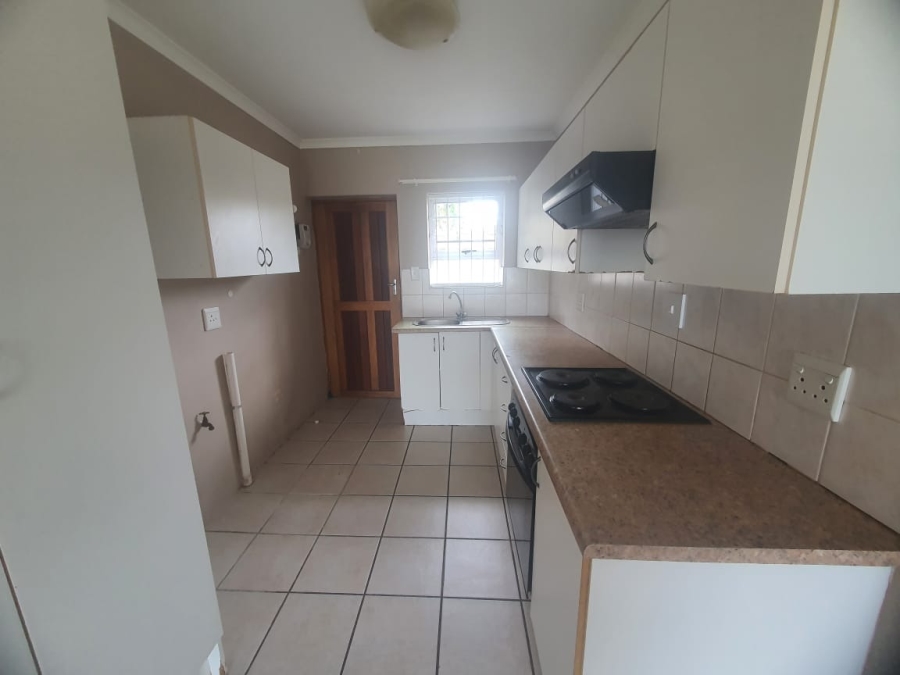 To Let 3 Bedroom Property for Rent in Cambridge West Eastern Cape